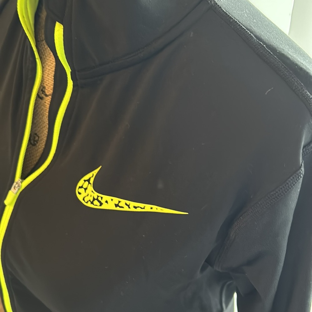 Dry fit tops - Picture 9 of 9